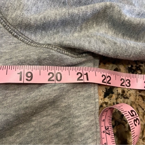 Old Navy Grey Pull Over Hoodie Size L - Picture 4 of 7